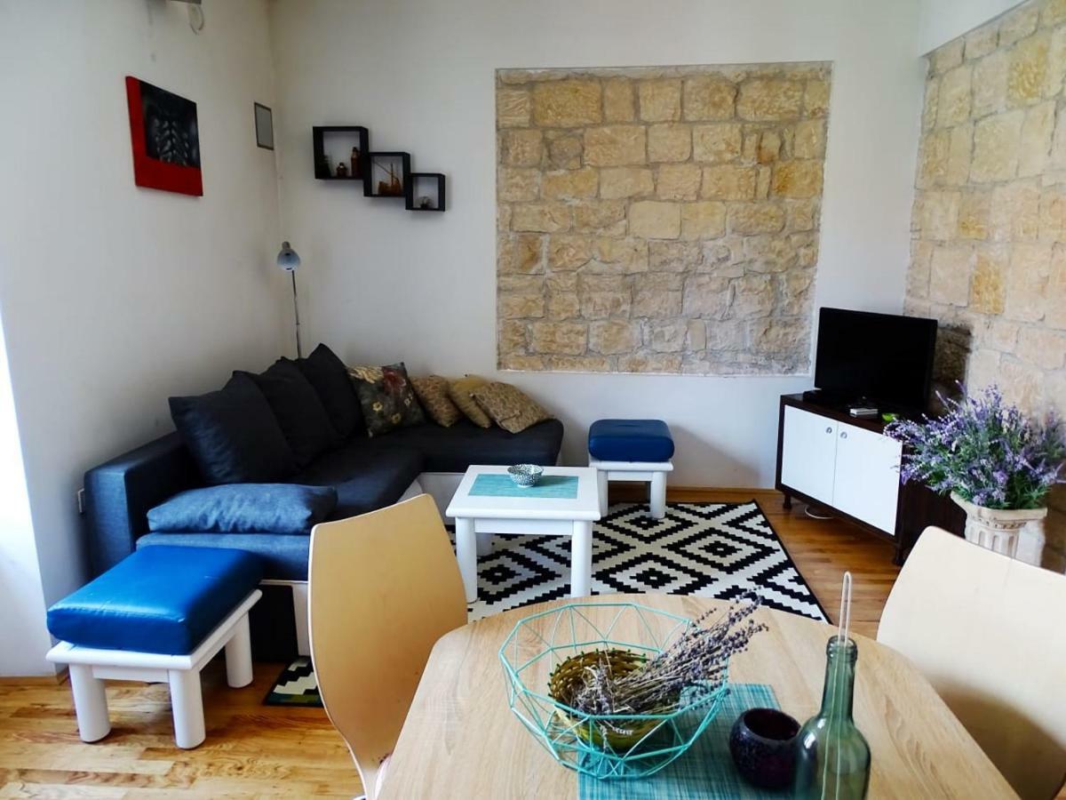Apartment Naita Sinj Εξωτερικό φωτογραφία